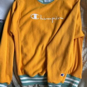Champion Yellow Crewneck Sweater with Iconic Logo